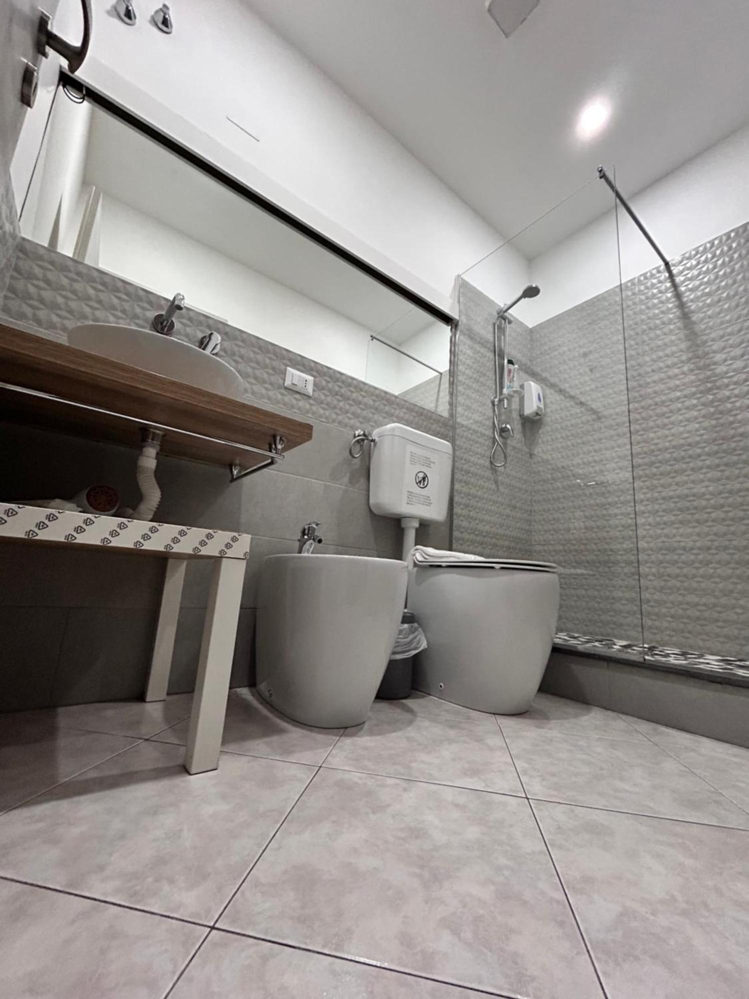 Pacini 88 Rooms And Apartment Catania Centro Luaran gambar