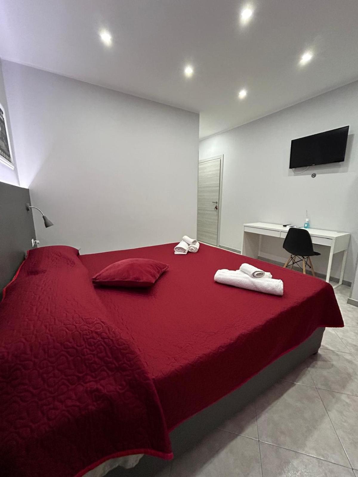 Pacini 88 Rooms And Apartment Catania Centro Luaran gambar