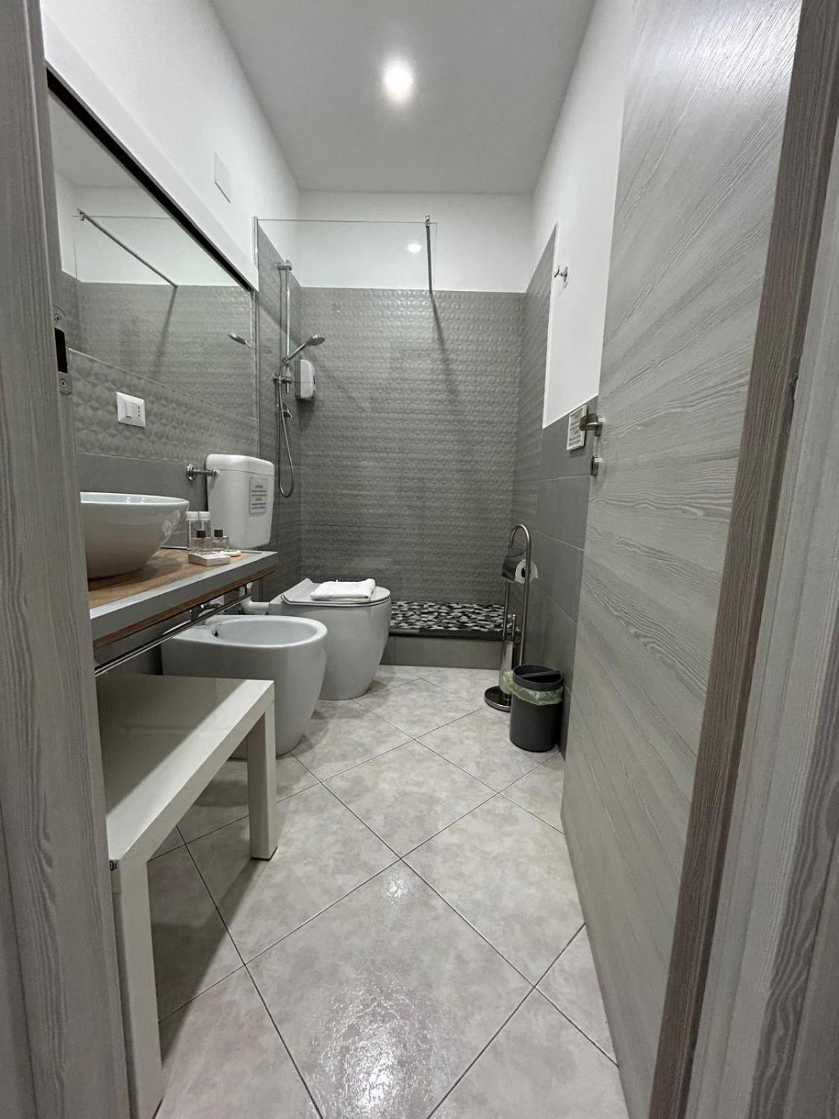 Pacini 88 Rooms And Apartment Catania Centro Luaran gambar