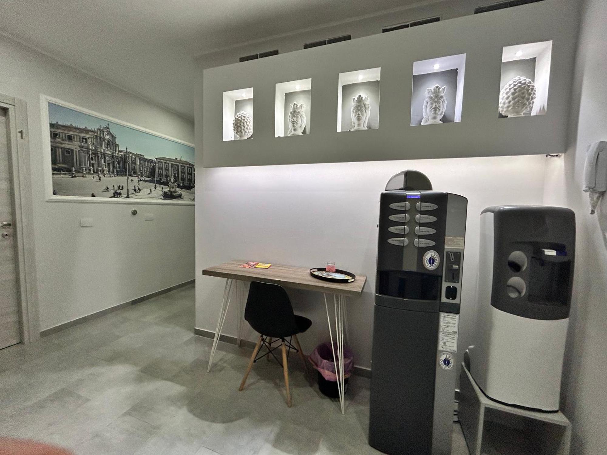 Pacini 88 Rooms And Apartment Catania Centro Luaran gambar
